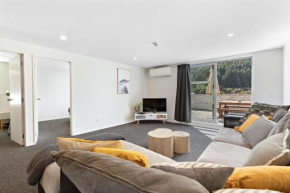 Central Mountain View Paradise